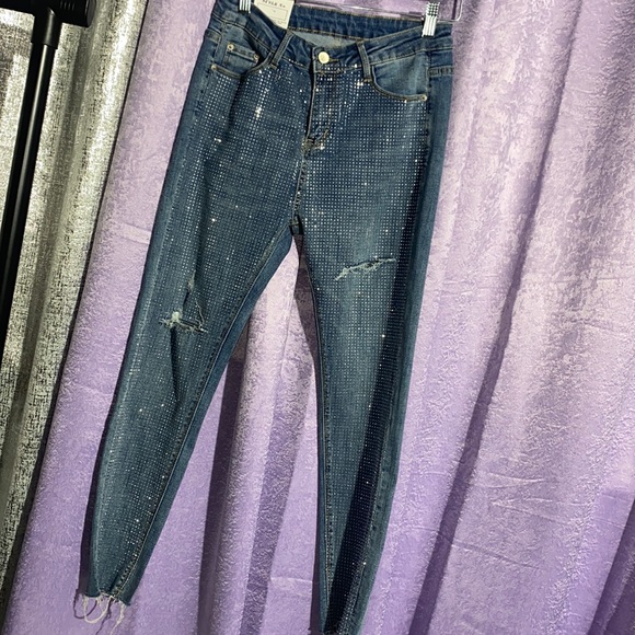 Stylish Bling Pants - Picture 1 of 10